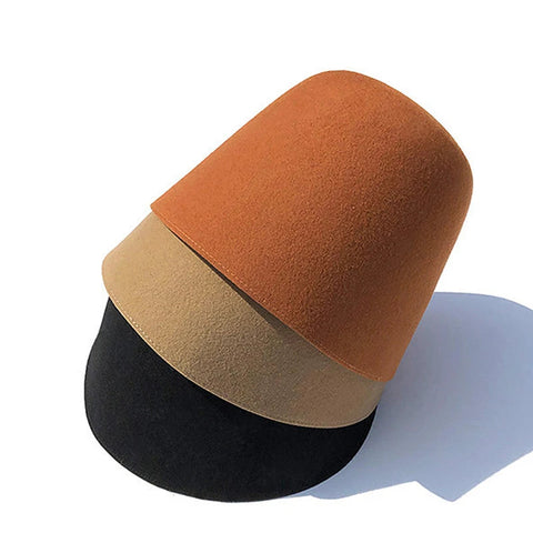 Three-tiered cylindrical cushion in orange, beige, and black on a white background with 'Ricygvm' branding. Three-tiered cylindrical cushion in orange, beige, and black on a white background with 'Ricygvm' branding.