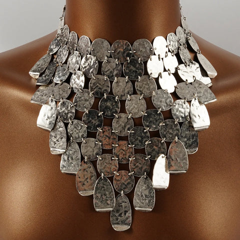 AURA Sculpted Collar Necklace AURA Sculpted Collar Necklace