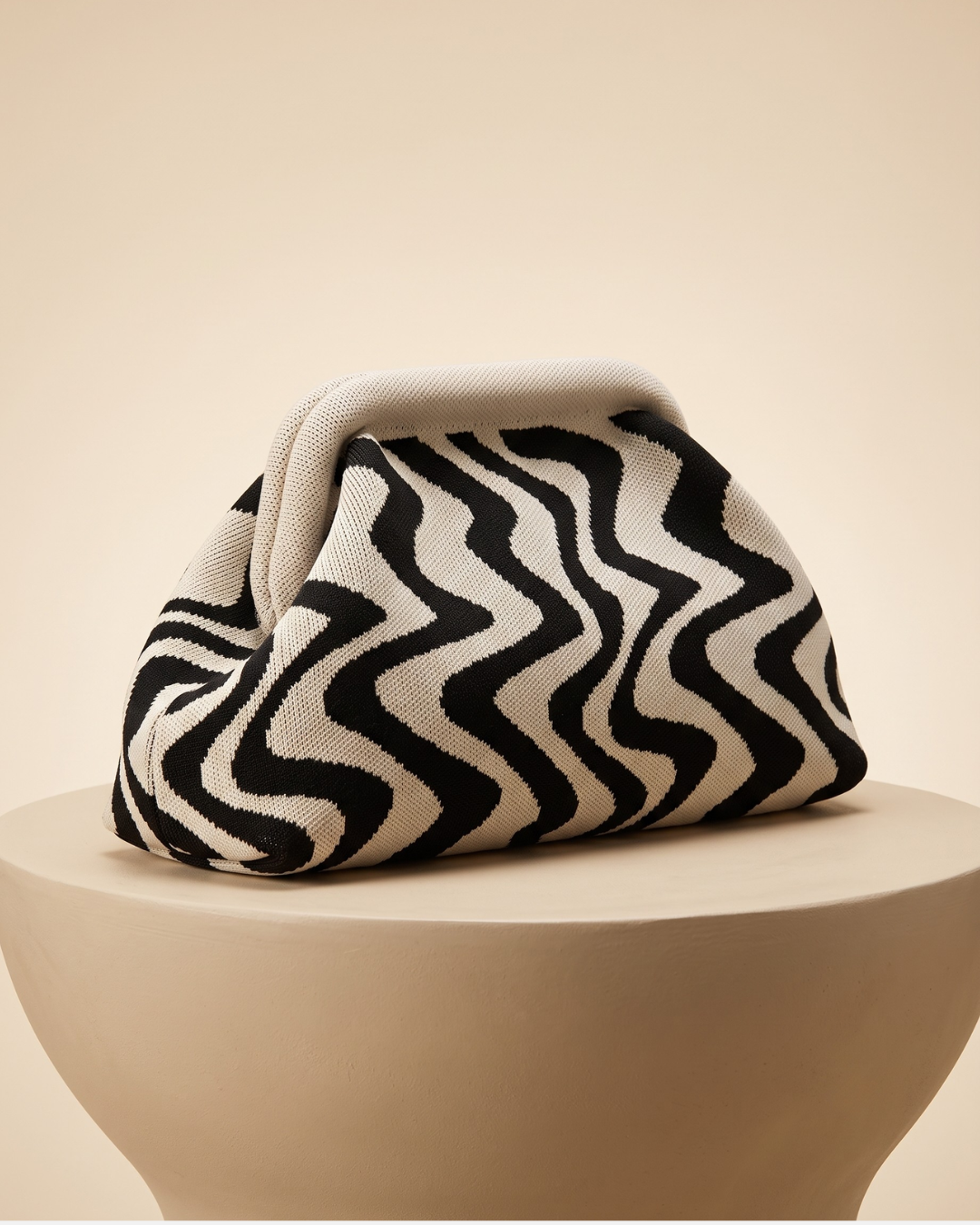WAVE Knit Clutch Bag Secondary image