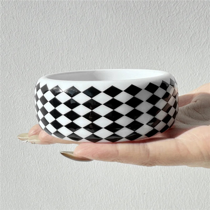 GRAPHIC Wide Bangle