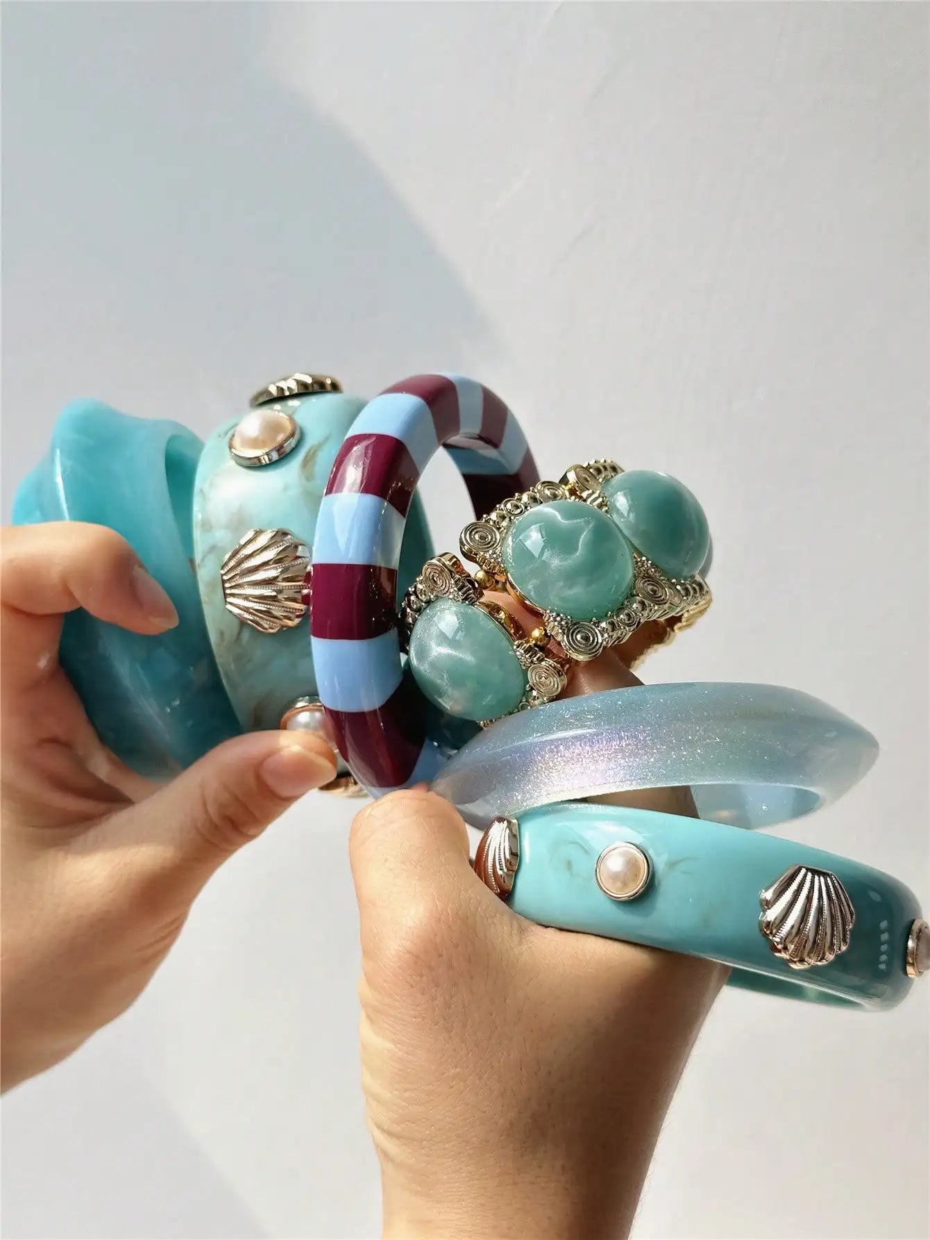 LAGUNA Resin Bangle