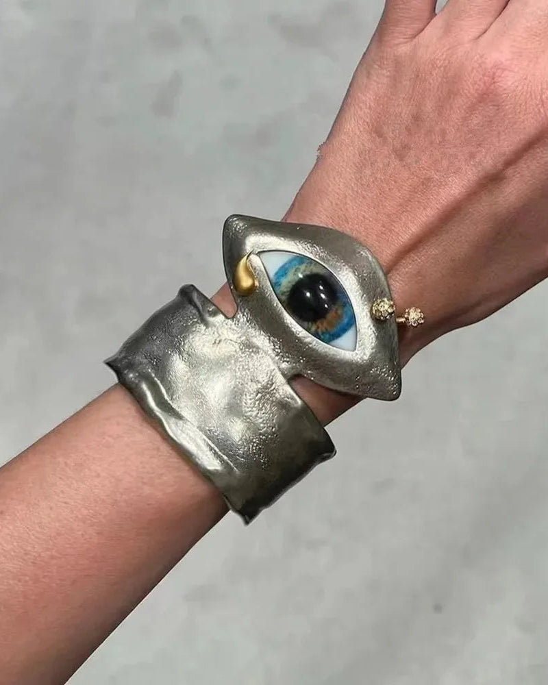 MYSTIQUE Cuff