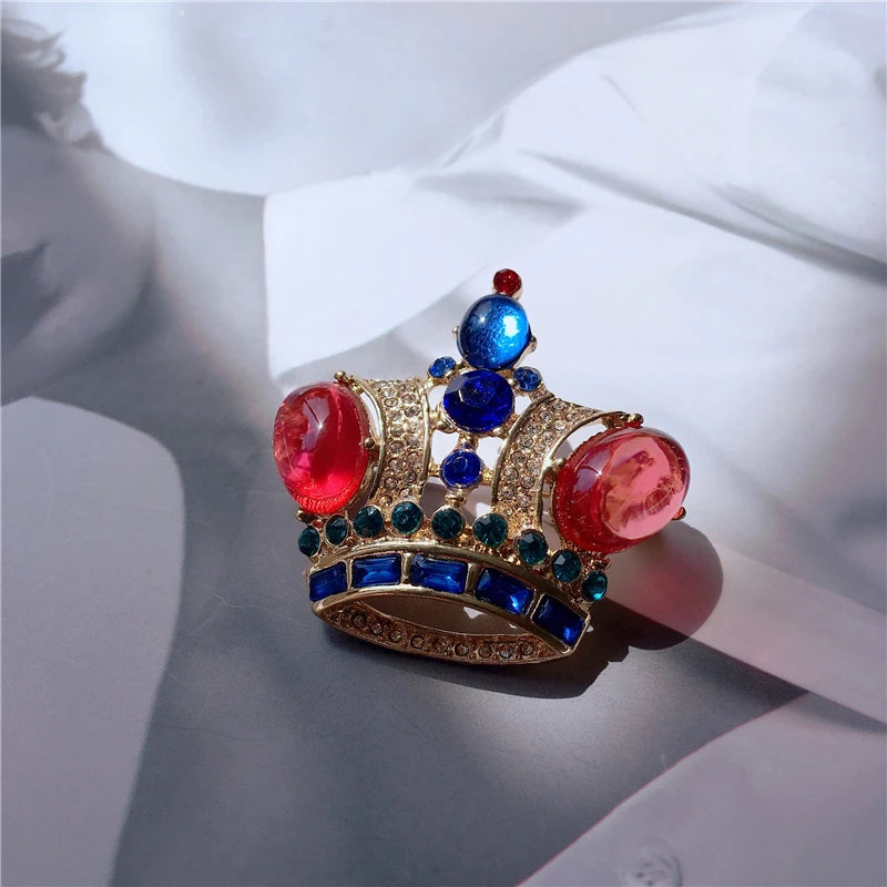 REGALIA Gemstone Brooch Secondary image