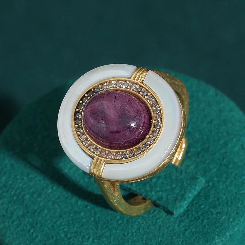 TIGRIS Stone Cocktail Ring Main image