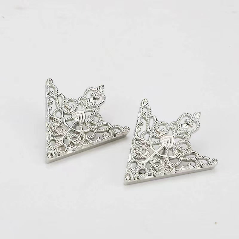 DALLAS Collar Pins Secondary image