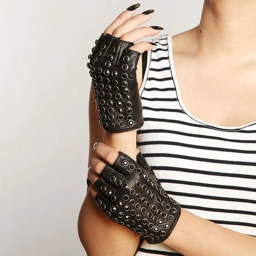 ROXIE Gloves Secondary image