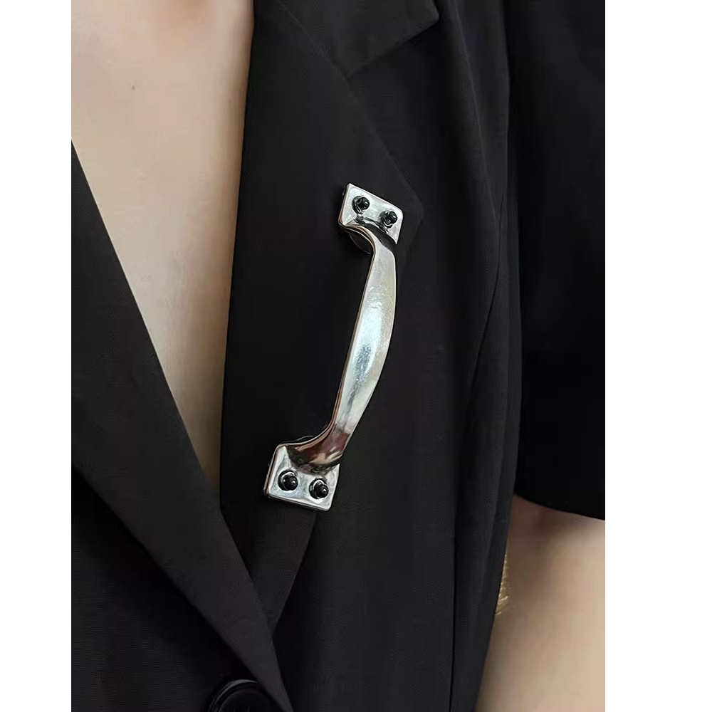 HANDLE Brooch Pin-jewelry-SAINT CHIC