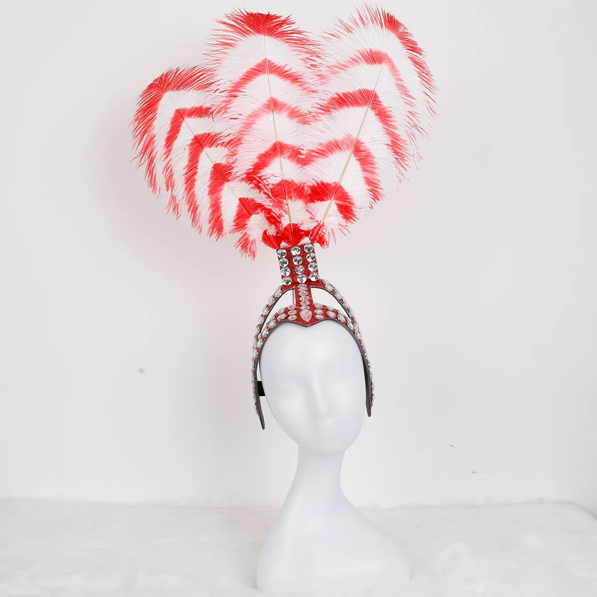 SHOWSTOPPER Headdress-hat-SAINT CHIC Main image